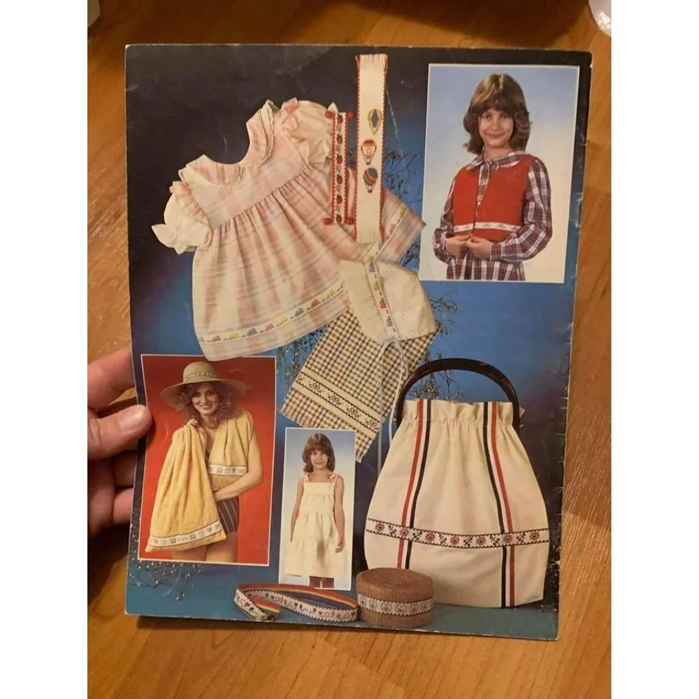 Vintage 1982 Ribband Ribbon Linda Dennis Maxi-Primer Charted Designs Cross Stitc